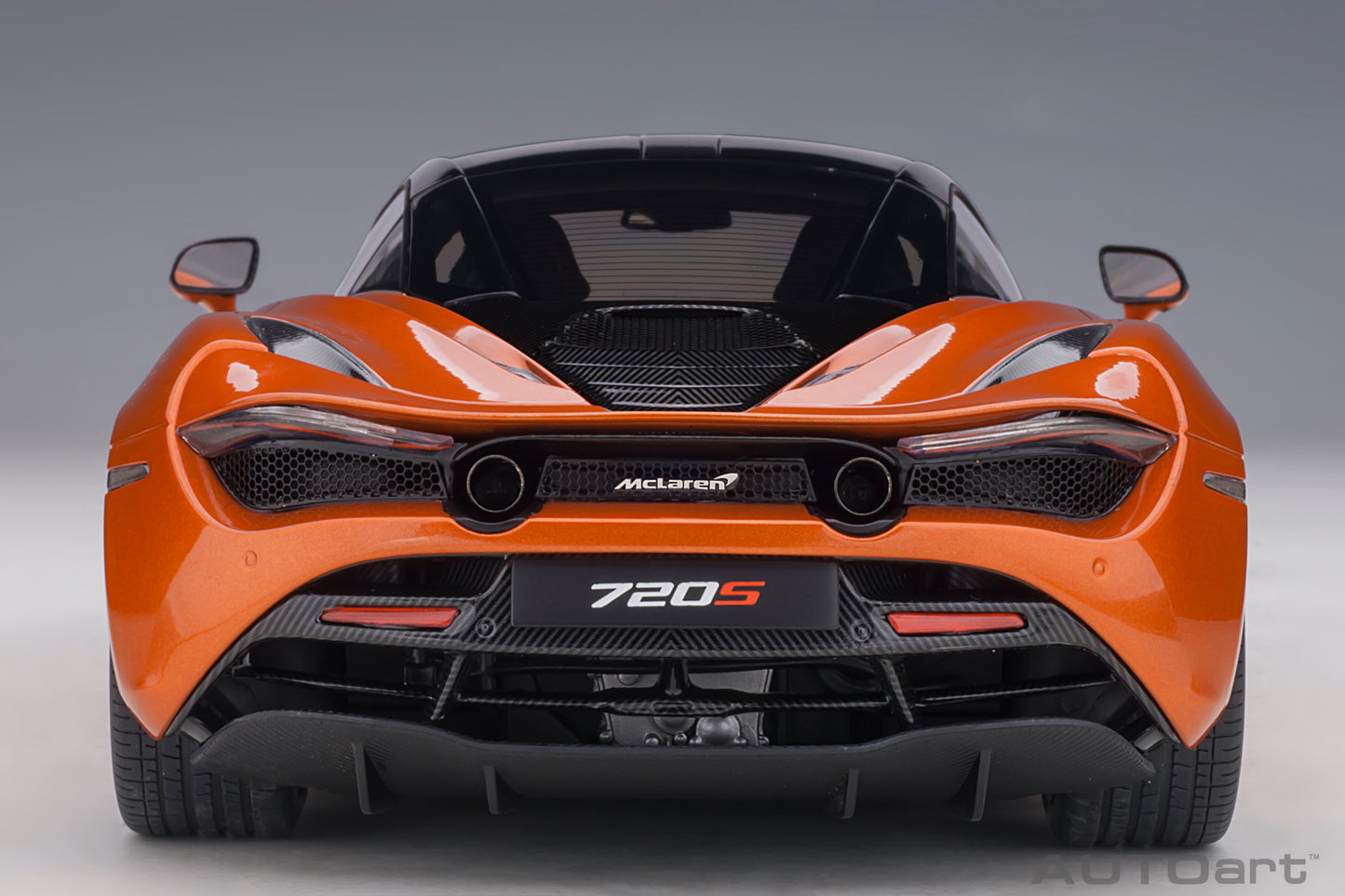 76074 McLAREN 720S (AZORES/METALLIC ORANGE)