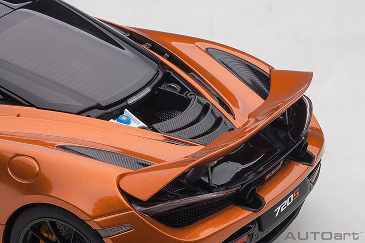 76074 McLAREN 720S (AZORES/METALLIC ORANGE)