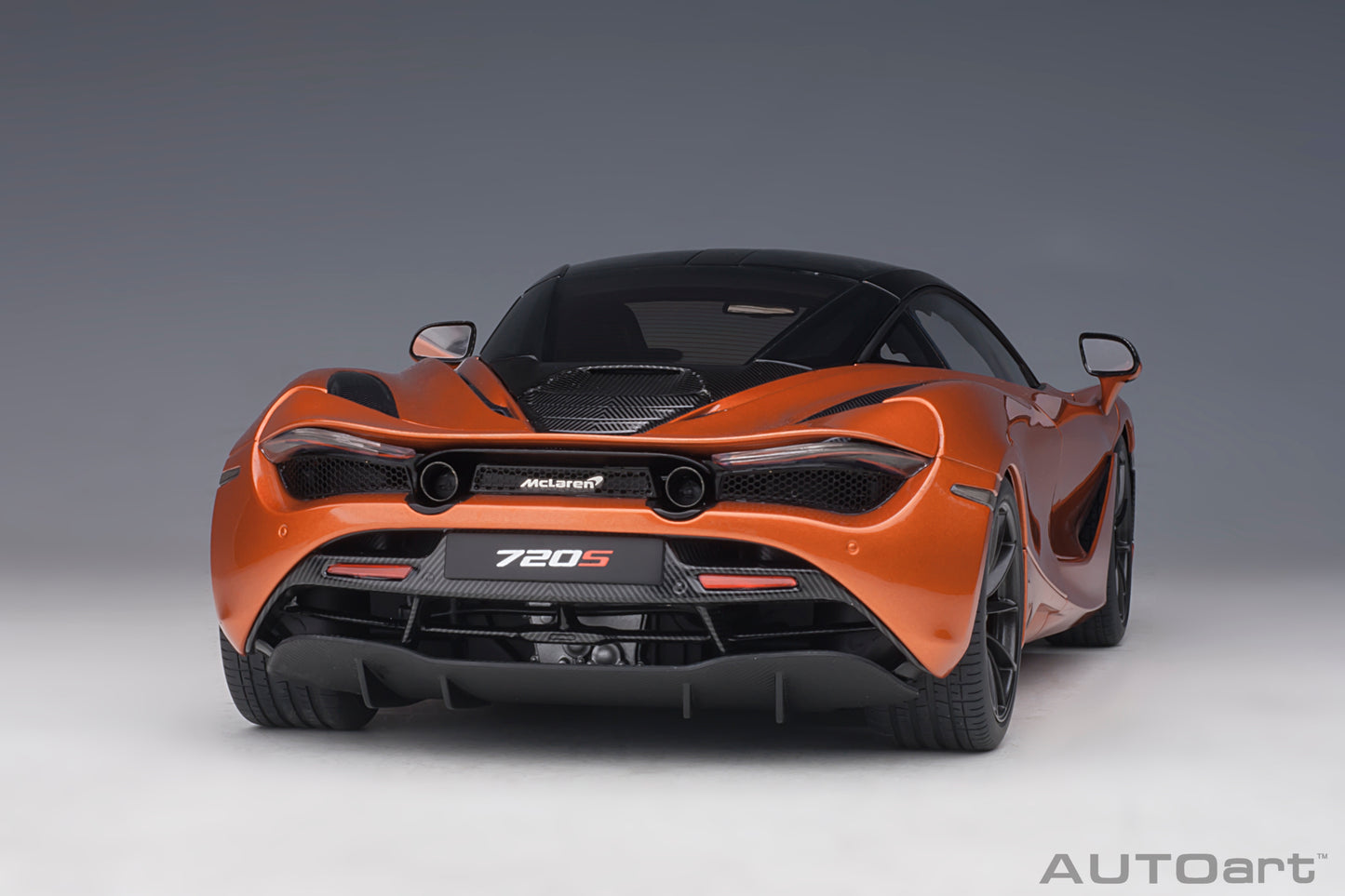 76074 McLAREN 720S (AZORES/METALLIC ORANGE)