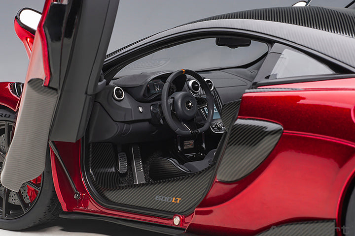76085 McLAREN 600LT (VOLCANO RED)