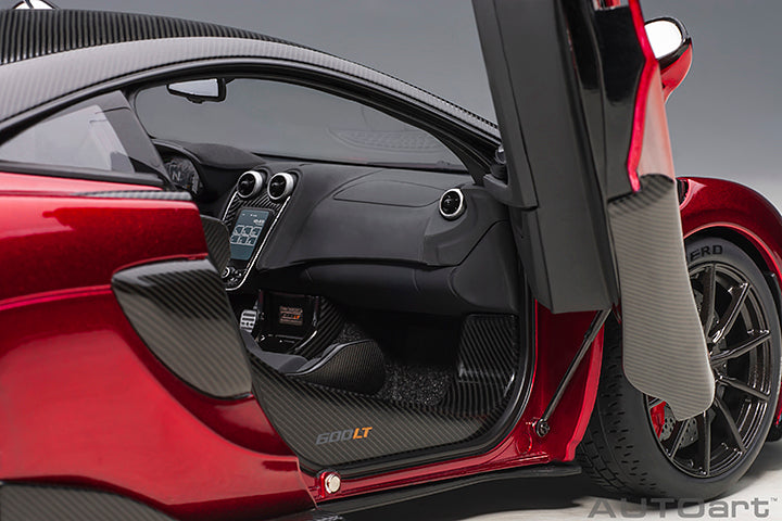 76085 McLAREN 600LT (VOLCANO RED)