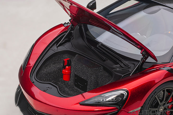 76085 McLAREN 600LT (VOLCANO RED)