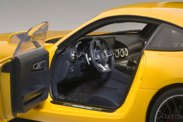76314 MERCEDES-AMG GT S (YELLOW)