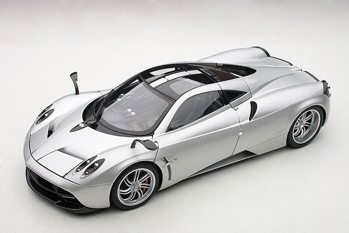 78266 PAGANI HUAYRA (METALLIC SILVER)