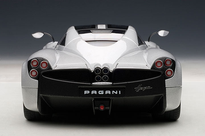 78266 PAGANI HUAYRA (METALLIC SILVER)