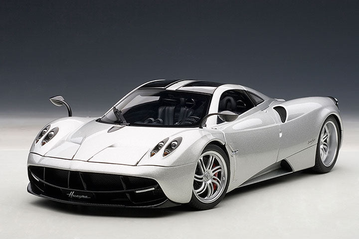 78266 PAGANI HUAYRA (METALLIC SILVER)