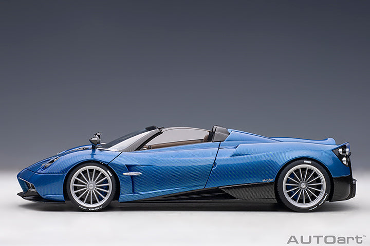 78286 PAGANI HUAYRA ROADSTER (BLU TRICOLORE CARBON FIBER)