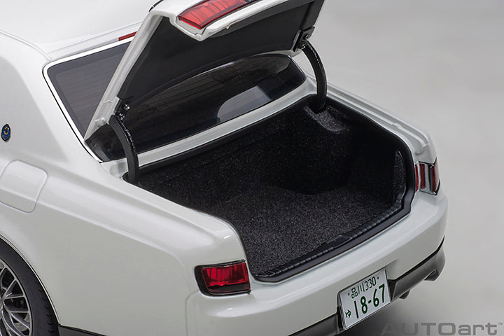 78764 TOYOTA CENTURY GRMN (PEARL WHITE)