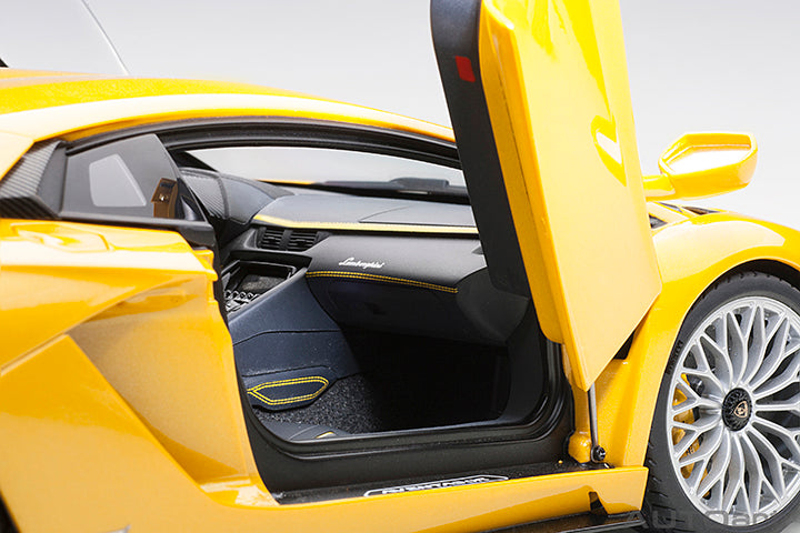 79132 LAMBORGHINI AVENTADOR S (NEW GIALLO ORION/METALLIC YELLOW)