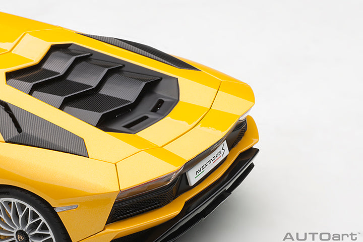 79132 LAMBORGHINI AVENTADOR S (NEW GIALLO ORION/METALLIC YELLOW)