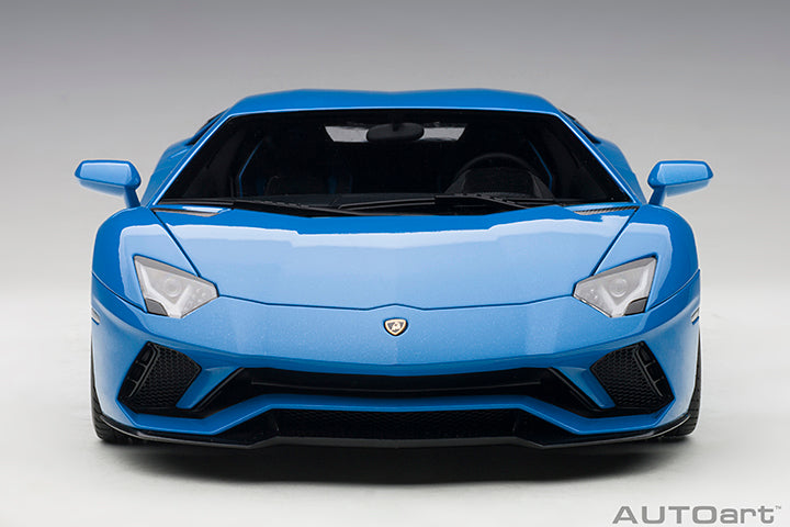 79134 LAMBORGHINI AVENTADOR S (BLU NILA/PEARL BLUE)