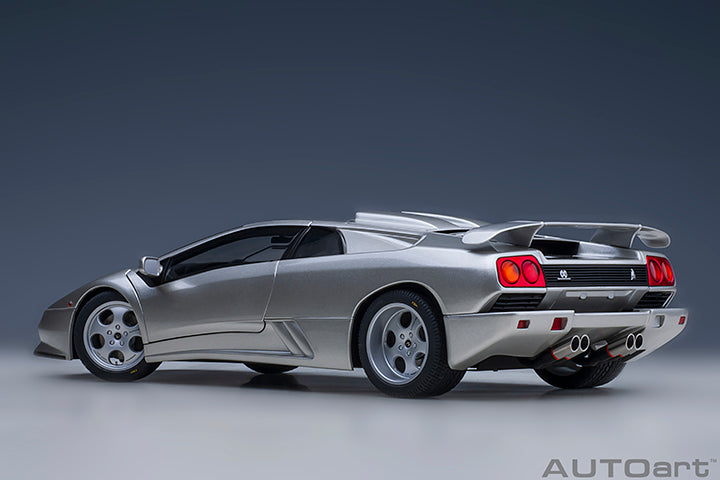 79143 LAMBORGHINI DIABLO SE30 JOTA (TITANIO/METALLIC SILVER)