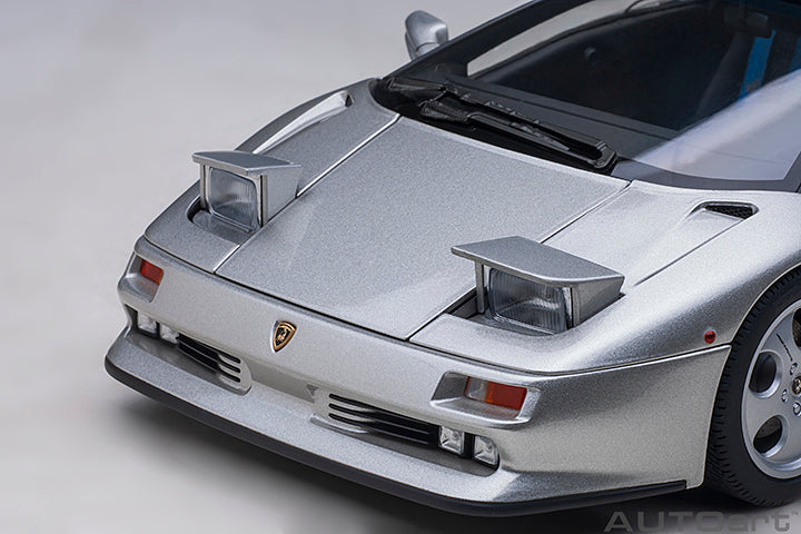 79143 LAMBORGHINI DIABLO SE30 JOTA (TITANIO/METALLIC SILVER)