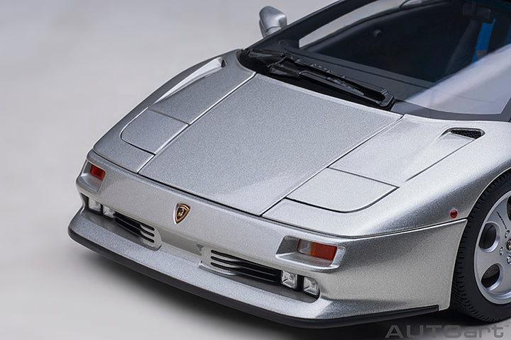 79143 LAMBORGHINI DIABLO SE30 JOTA (TITANIO/METALLIC SILVER)