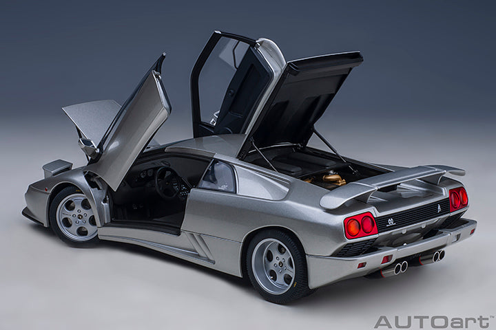 79143 LAMBORGHINI DIABLO SE30 JOTA (TITANIO/METALLIC SILVER)