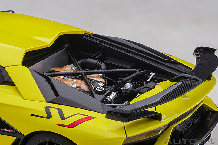 79175 LAMBORGHINI AVENTADOR SVJ (GIALLO TENERIFE/PEARL YELLOW)