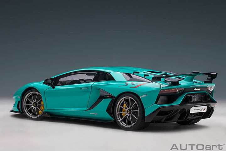 79176 LAMBORGHINI AVENTADOR SVJ (BLU GLAUCO/SOLID BLUE)