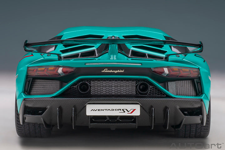 79176 LAMBORGHINI AVENTADOR SVJ (BLU GLAUCO/SOLID BLUE)