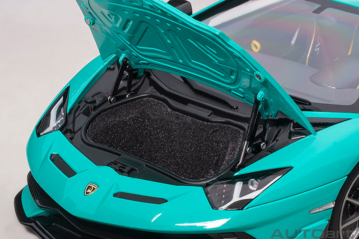 79176 LAMBORGHINI AVENTADOR SVJ (BLU GLAUCO/SOLID BLUE)