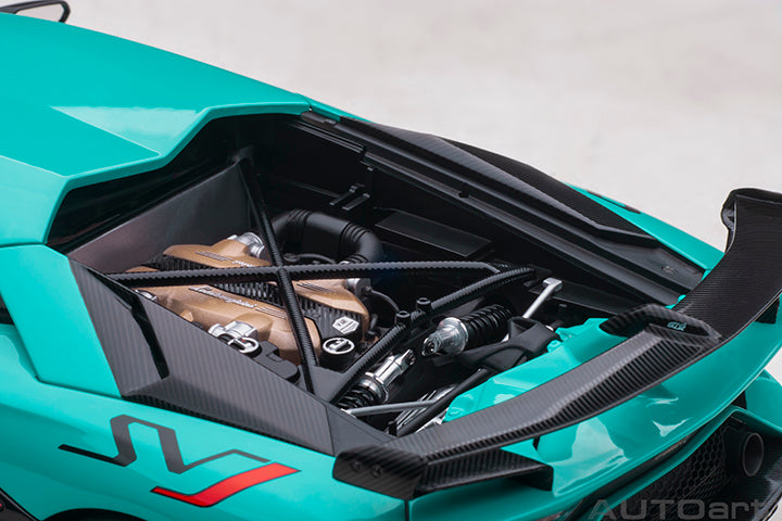 79176 LAMBORGHINI AVENTADOR SVJ (BLU GLAUCO/SOLID BLUE)