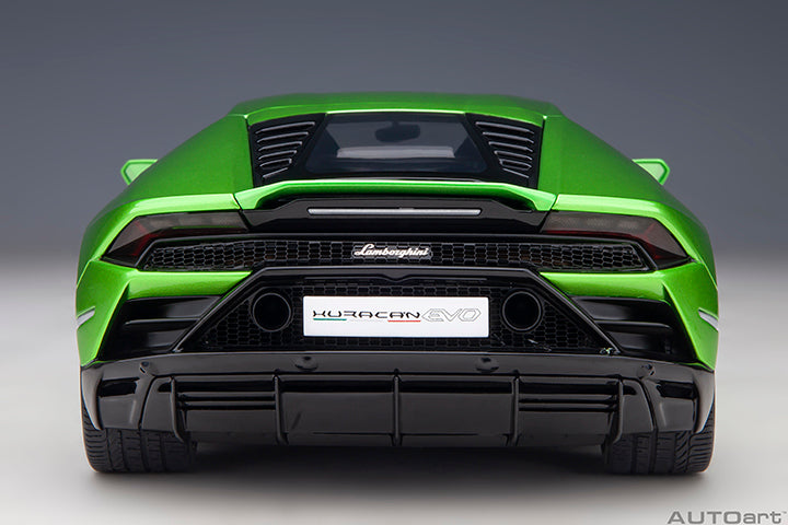 79215 LAMBORGHINI HURACAN EVO (VERDE SELVANS)