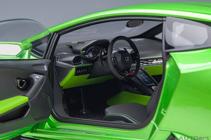79215 LAMBORGHINI HURACAN EVO (VERDE SELVANS)