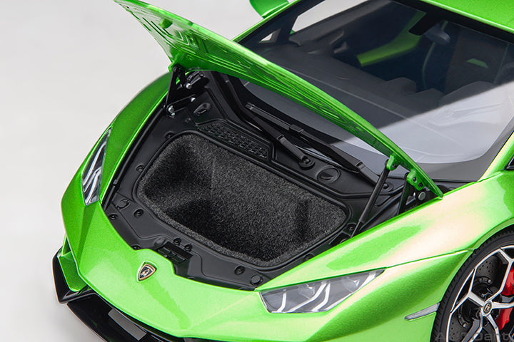 79215 LAMBORGHINI HURACAN EVO (VERDE SELVANS)