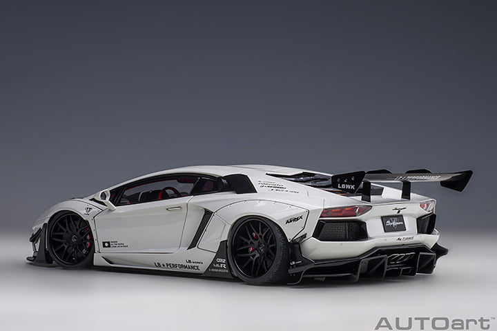 79241 LIBERTY WALK LB-WORKS LAMBORGHINI AVENTADOR LIMITED EDITION (METALLIC WHITE/CARBON BONNET)