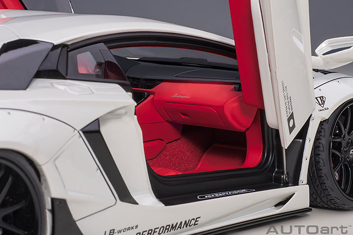 79241 LIBERTY WALK LB-WORKS LAMBORGHINI AVENTADOR LIMITED EDITION (METALLIC WHITE/CARBON BONNET)