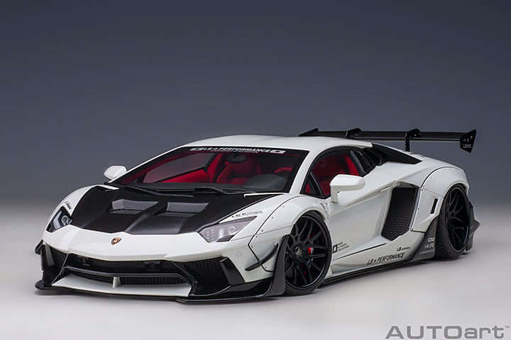 79241 LIBERTY WALK LB-WORKS LAMBORGHINI AVENTADOR LIMITED EDITION (METALLIC WHITE/CARBON BONNET)
