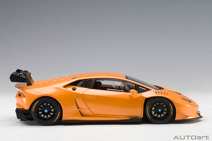 81558 LAMBORGHINI HURACAN SUPER TROFEO 2015 (ARANCIO BOREALIS/PEARL EFFECT ORANGE)