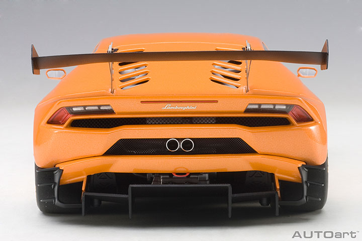 81558 LAMBORGHINI HURACAN SUPER TROFEO 2015 (ARANCIO BOREALIS/PEARL EFFECT ORANGE)