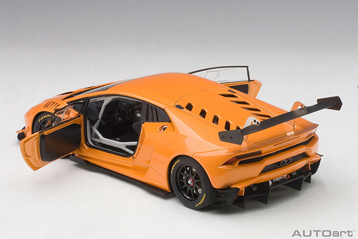 81558 LAMBORGHINI HURACAN SUPER TROFEO 2015 (ARANCIO BOREALIS/PEARL EFFECT ORANGE)