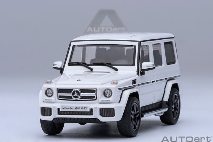 20112 MERCEDES-AMG G 63 2017 (GLOSS WHITE)