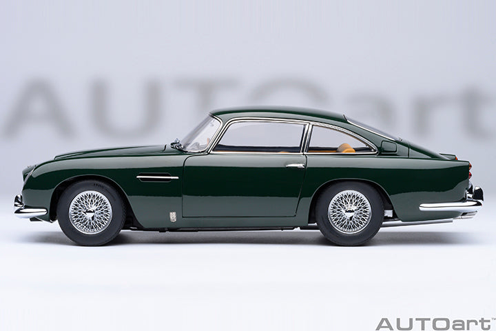 70286 ASTON MARTIN DB5 (BRITISH RACING GREEN)