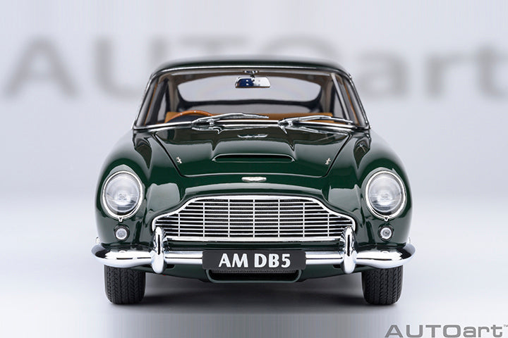 70286 ASTON MARTIN DB5 (BRITISH RACING GREEN)