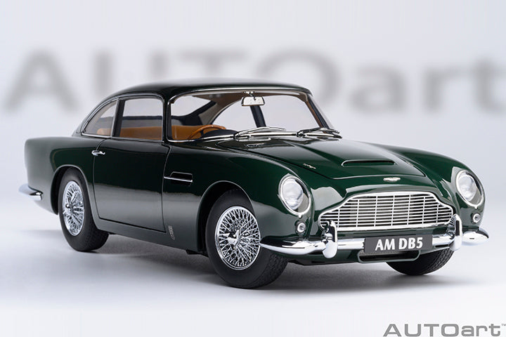 70286 ASTON MARTIN DB5 (BRITISH RACING GREEN)