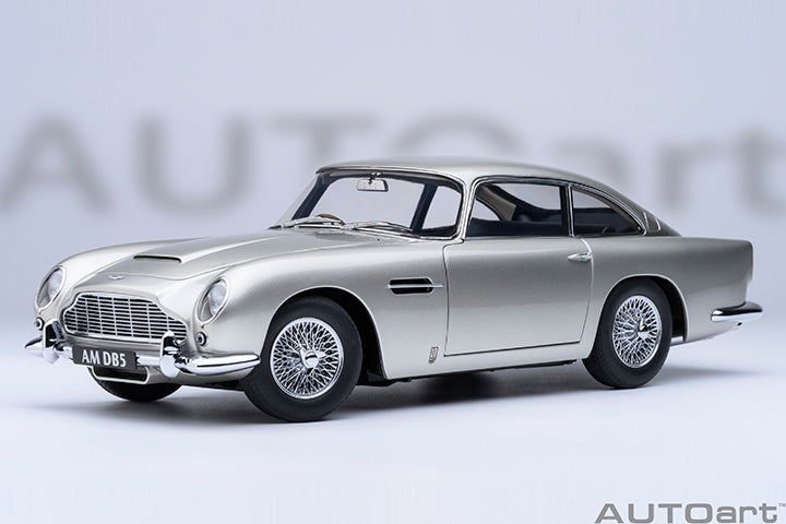 70287 ASTON MARTIN DB5 (BIRCH SILVER)