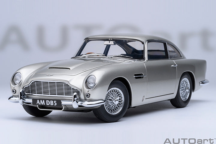 70287 ASTON MARTIN DB5 (BIRCH SILVER)