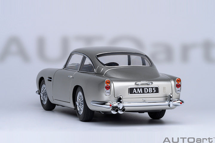 70287 ASTON MARTIN DB5 (BIRCH SILVER)