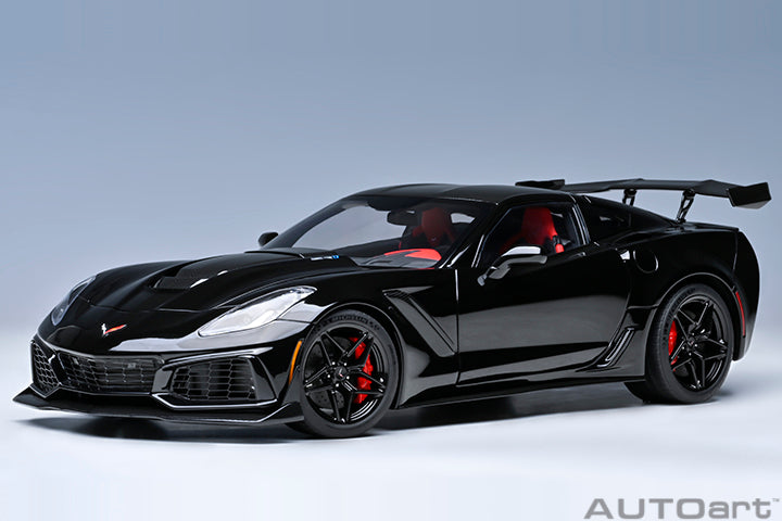 71276 CHEVROLET CORVETTE C7 ZR1 (GLOSS BLACK)