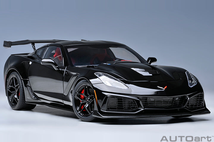 71276 CHEVROLET CORVETTE C7 ZR1 (GLOSS BLACK)