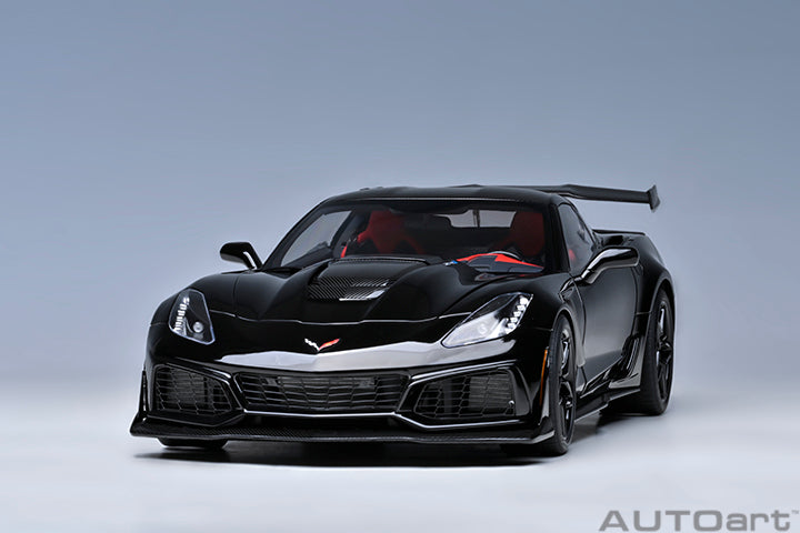 71276 CHEVROLET CORVETTE C7 ZR1 (GLOSS BLACK)