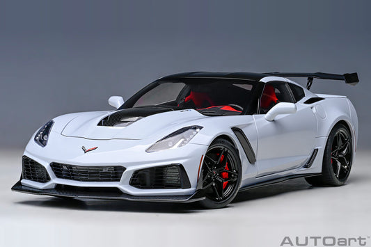 71277 CHEVROLET CORVETTE C7 ZR1 (CERAMIC MATRIX GREY METALLIC)