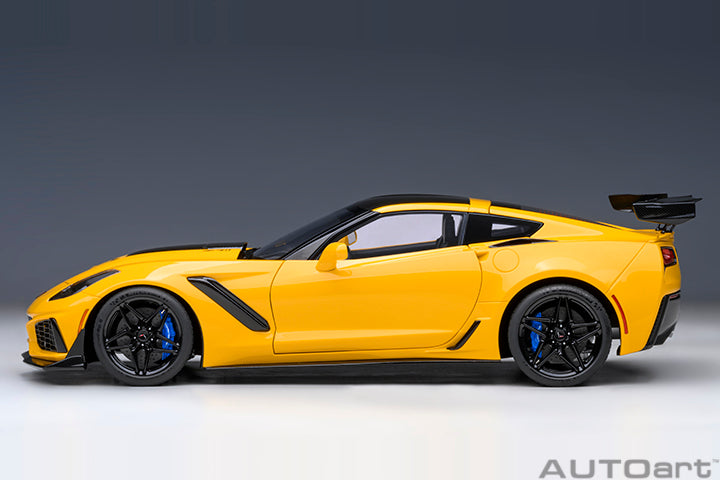 71278 CHEVROLET CORVETTE C7 ZR1 (CORVETTE RACING YELLOW TINTCOAT)