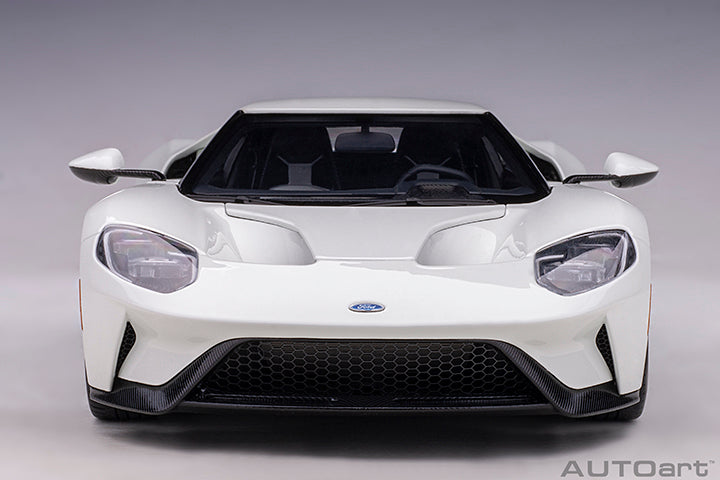 72941  FORD GT 2017 (FROZEN WHITE)