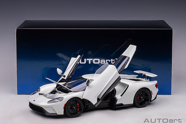 72941  FORD GT 2017 (FROZEN WHITE)