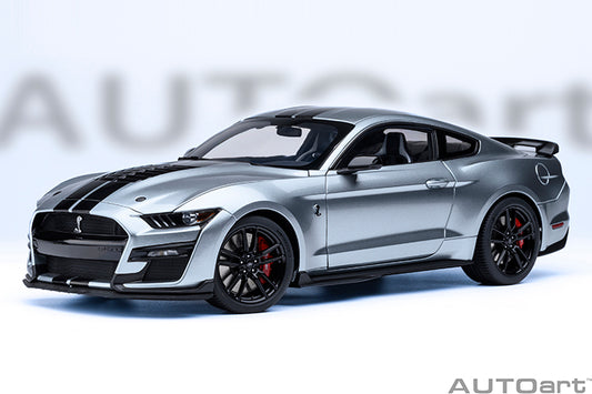 73096 FORD MUSTANG SHELBY GT500 (ICONIC SILVER)