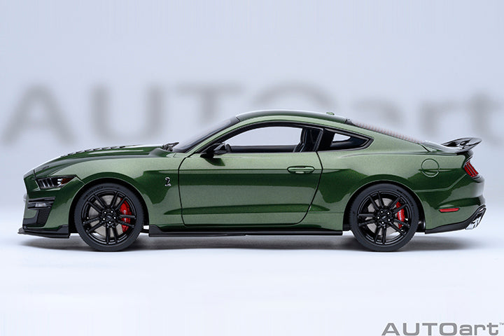 73097 FORD MUSTANG SHELBY GT500 (ERUPTION GREEN)
