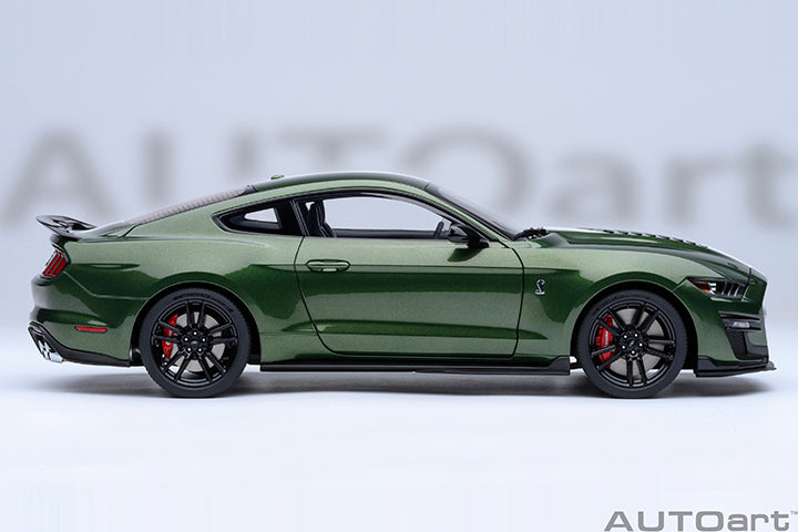 73097 FORD MUSTANG SHELBY GT500 (ERUPTION GREEN)